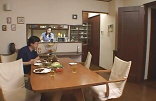 La plantureuse Hitomi Tanaka reçoit une film xxx streaming gratuit éjaculation crémeuse